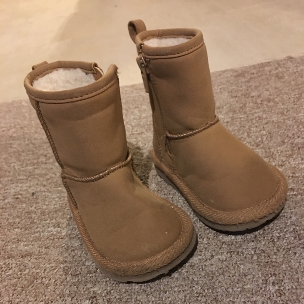Toddler girl gap boots size 5